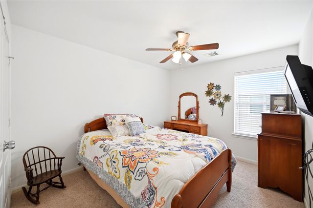 16045 Summerville Lake Drive, Tomball, TX 77377
