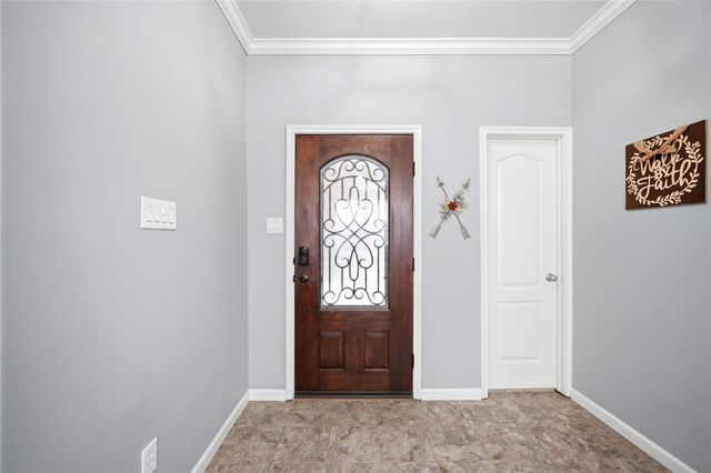 16045 Summerville Lake Drive, Tomball, TX 77377