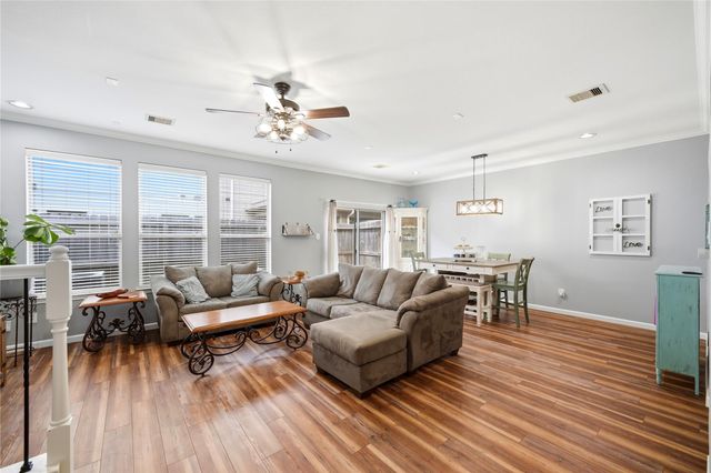 16045 Summerville Lake Drive, Tomball, TX 77377