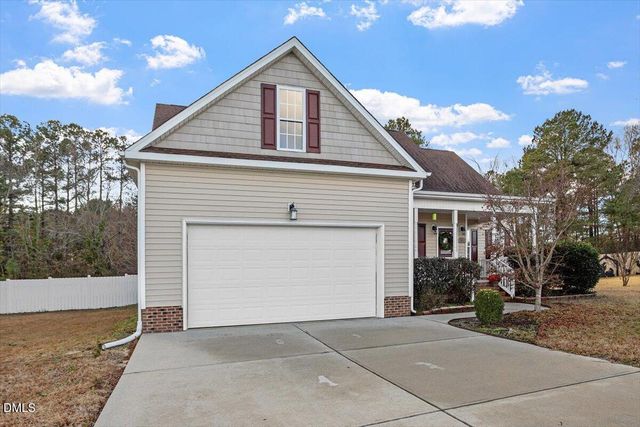 541 Spruce Meadows Lane, Willow Springs, NC 27592