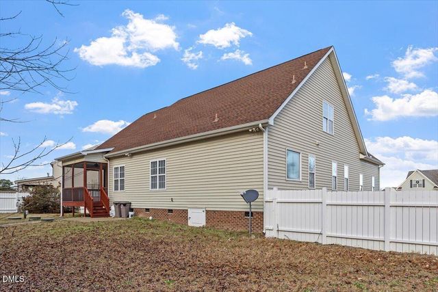 541 Spruce Meadows Lane, Willow Springs, NC 27592