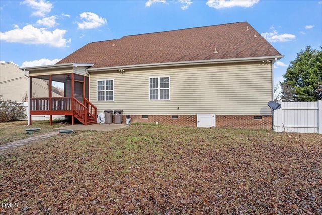 541 Spruce Meadows Lane, Willow Springs, NC 27592