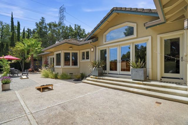 12468 Ted Avenue, Saratoga, CA 95070