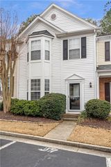 10900 Wittenridge Drive J8, Alpharetta, GA 30022