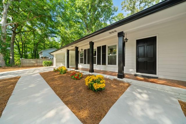 1415 Driftwood Court, Roswell, GA 30075