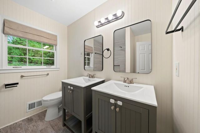 1415 Driftwood Court, Roswell, GA 30075