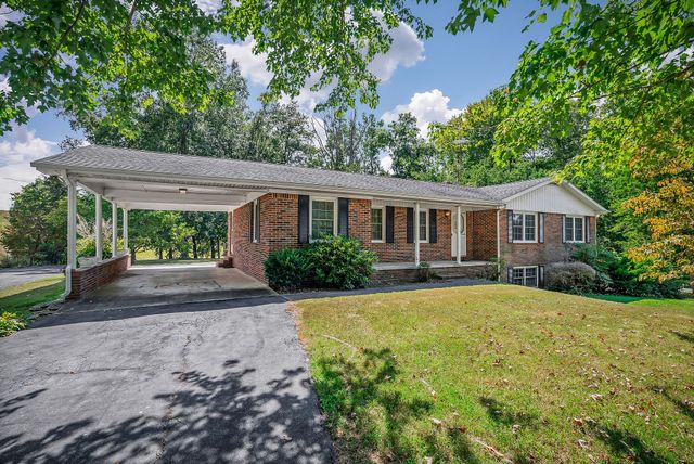 5036 Pendergrass Rd, Byrdstown, TN 38549