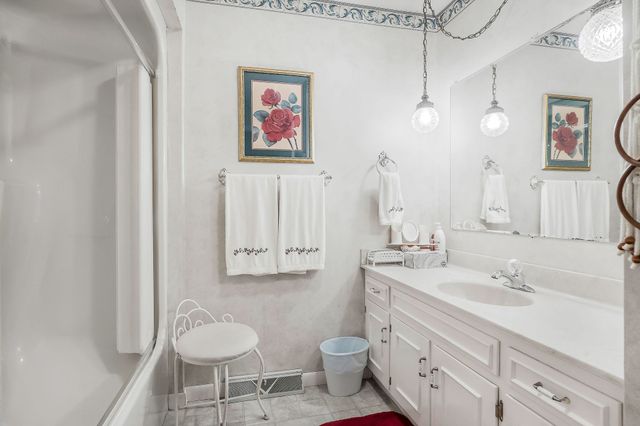 5036 Pendergrass Rd, Byrdstown, TN 38549