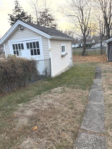 17 RESERVOIR Avenue, Norwalk, CT 06850