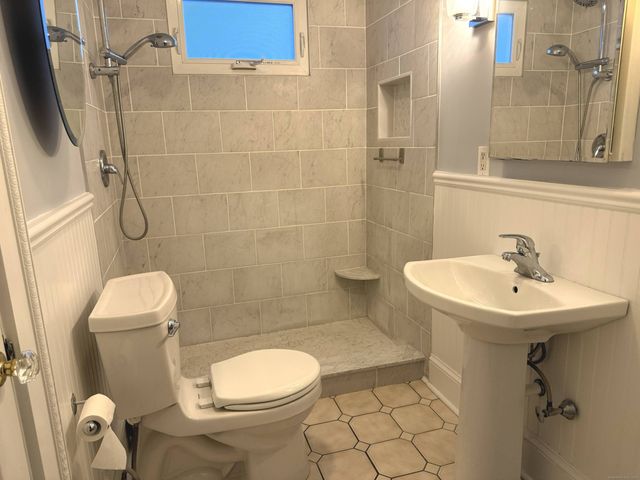 17 RESERVOIR Avenue, Norwalk, CT 06850