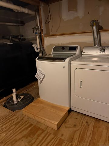 17 RESERVOIR Avenue, Norwalk, CT 06850