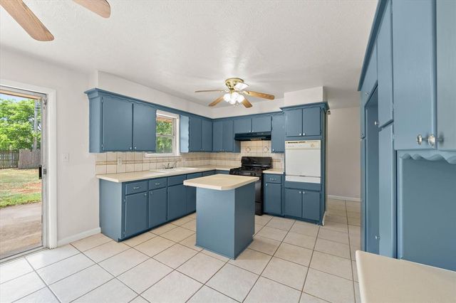 2920 SW 57th Street, Oklahoma City, OK 73119