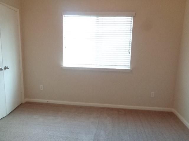 446 N Compass Rose Circle, Crosby, TX 77532