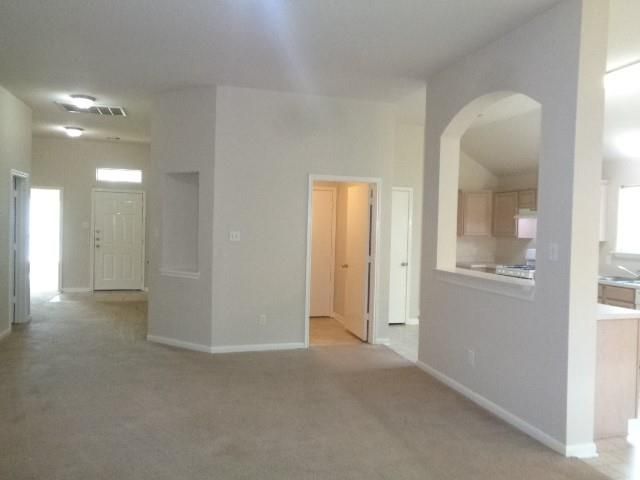 446 N Compass Rose Circle, Crosby, TX 77532