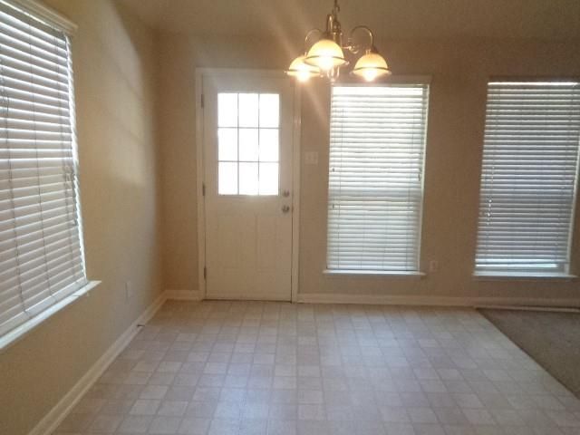 446 N Compass Rose Circle, Crosby, TX 77532