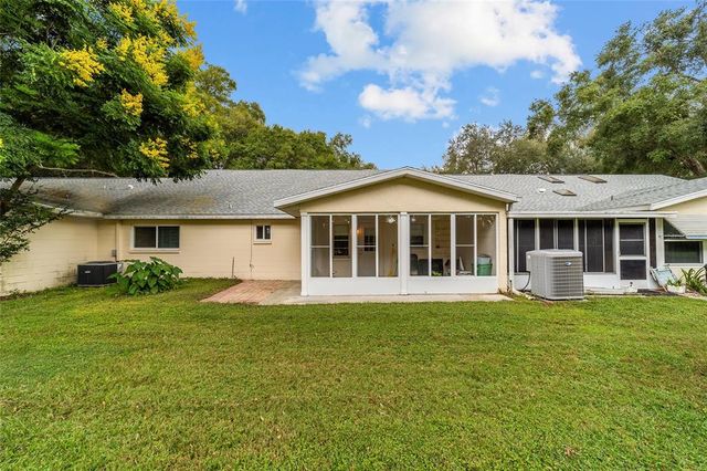 9357 SW 82ND TERRACE B, Ocala, FL 34481