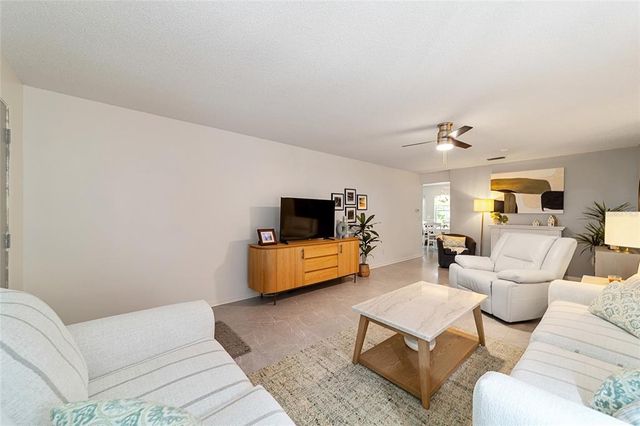 9357 SW 82ND TERRACE B, Ocala, FL 34481