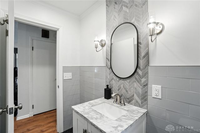 526 Acorn Drive, Oakwood, OH 45419