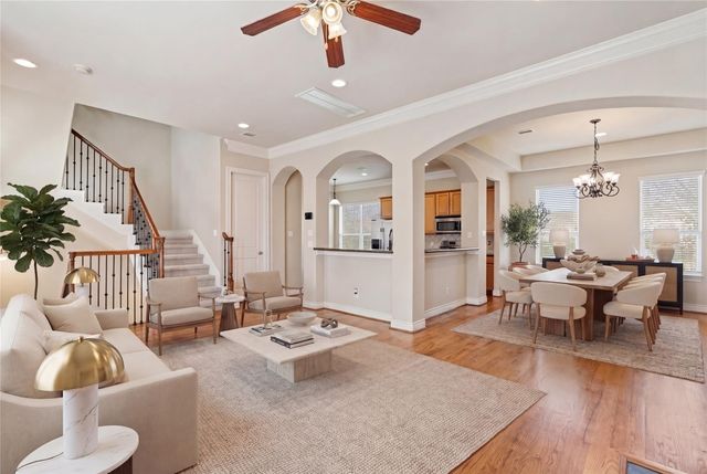 2830 Sherwin Street, Houston, TX 77007