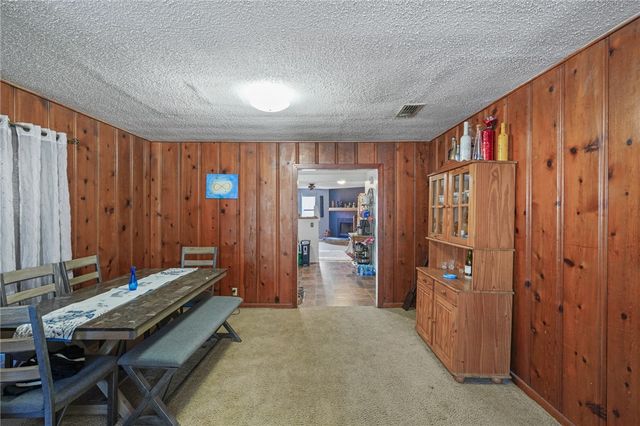 404 Louise St, Orange Grove, TX 78372
