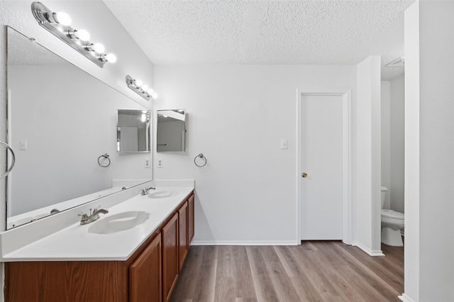 5500 Costa Mesa Drive, Fort Worth, TX 76244