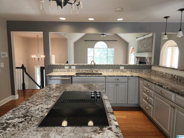 103 WASHINGTON LANE, Alabaster, AL 35007