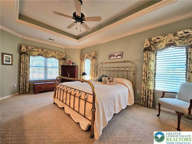 35 Inverness Lane, Palmer Twp, PA 18045