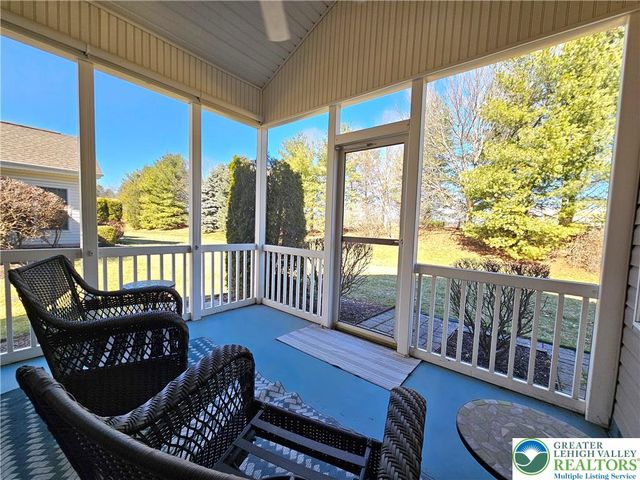 35 Inverness Lane, Palmer Twp, PA 18045