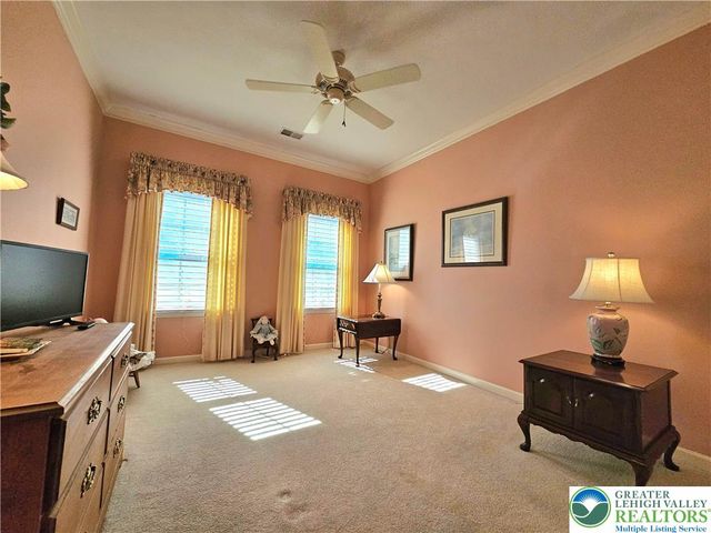 35 Inverness Lane, Palmer Twp, PA 18045