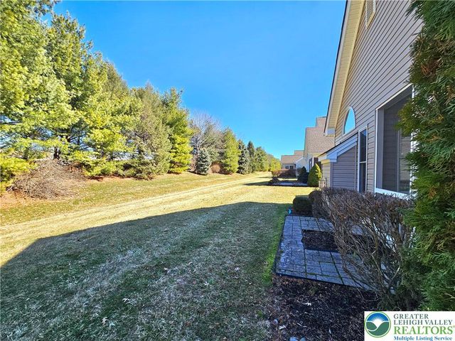 35 Inverness Lane, Palmer Twp, PA 18045