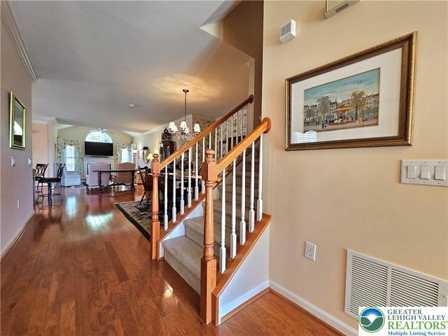 35 Inverness Lane, Palmer Twp, PA 18045