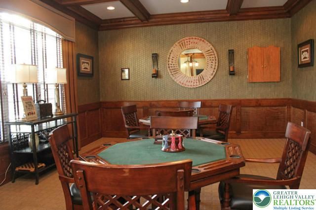 35 Inverness Lane, Palmer Twp, PA 18045