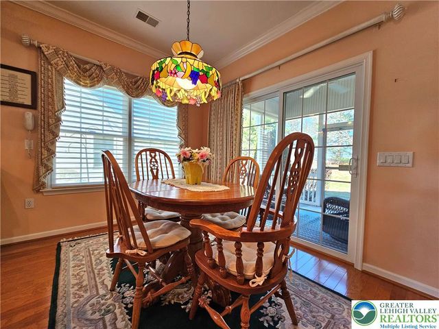 35 Inverness Lane, Palmer Twp, PA 18045