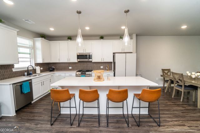 2030 NW Main Street NW 403, Atlanta, GA 30318