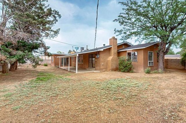 3219 June Street NE, Albuquerque, NM 87111