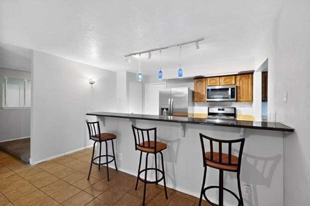 3219 June Street NE, Albuquerque, NM 87111