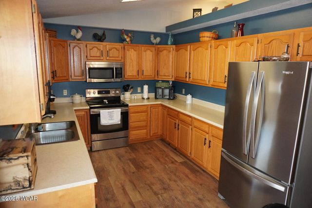 917 Sunrise Drive, Wapakoneta, OH 45895