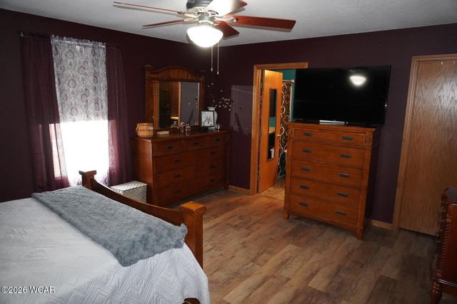 917 Sunrise Drive, Wapakoneta, OH 45895