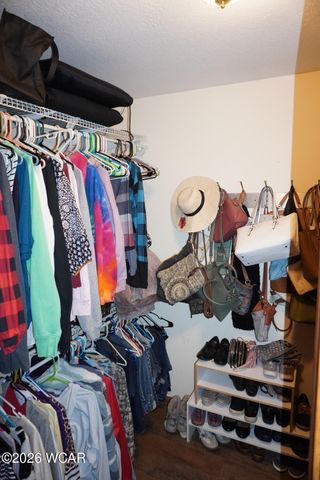 917 Sunrise Drive, Wapakoneta, OH 45895