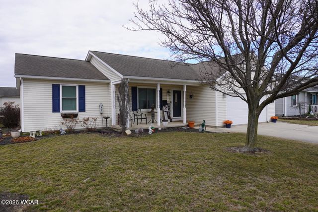 917 Sunrise Drive, Wapakoneta, OH 45895