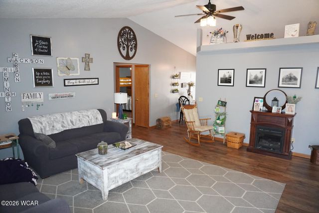 917 Sunrise Drive, Wapakoneta, OH 45895