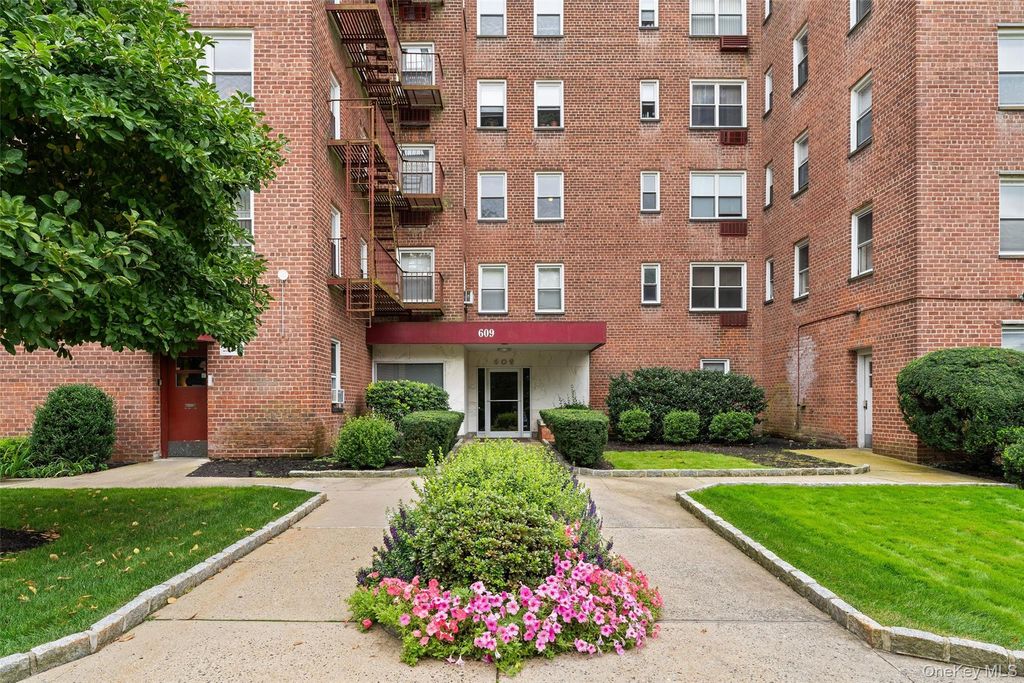 609 Palmer Road 7C, Yonkers, NY 10701