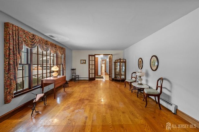 402 Main Street, Manalapan, NJ 07726