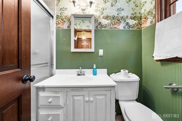 402 Main Street, Manalapan, NJ 07726