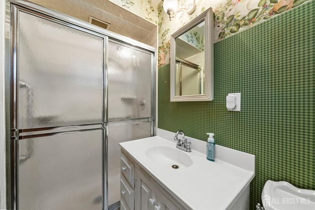 402 Main Street, Manalapan, NJ 07726