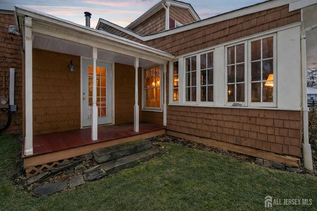 402 Main Street, Manalapan, NJ 07726