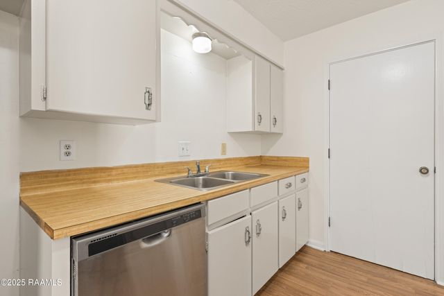 206 Dublin Circle E, Lafayette, LA 70506