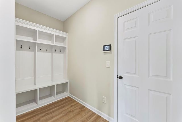 575 Mountain View Road, Hamilton, GA 31811