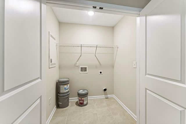 575 Mountain View Road, Hamilton, GA 31811
