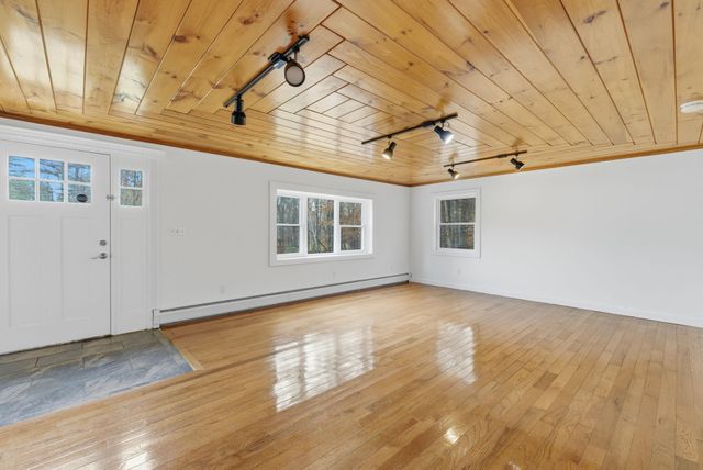 532 Frank C Gilman Highway, Alton, NH 03809